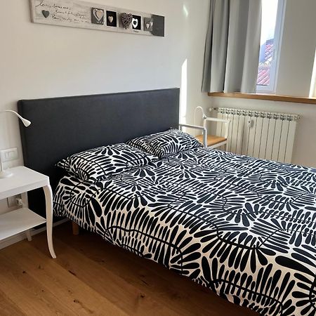 Conte Cavour Apartment Udine Bagian luar foto