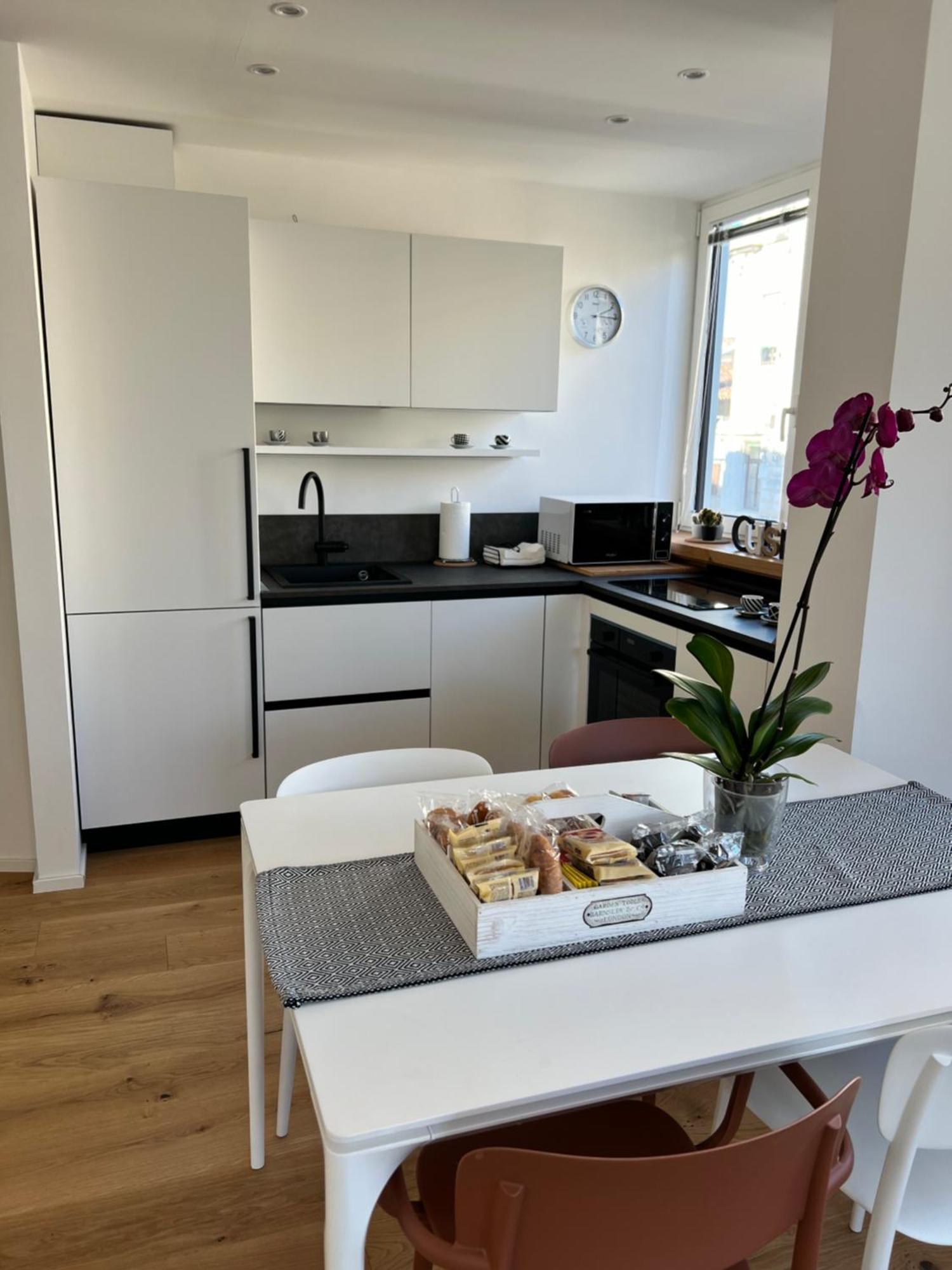 Conte Cavour Apartment Udine Bagian luar foto